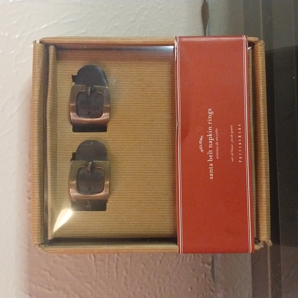 Pottery Barn NIB Napkin Rings